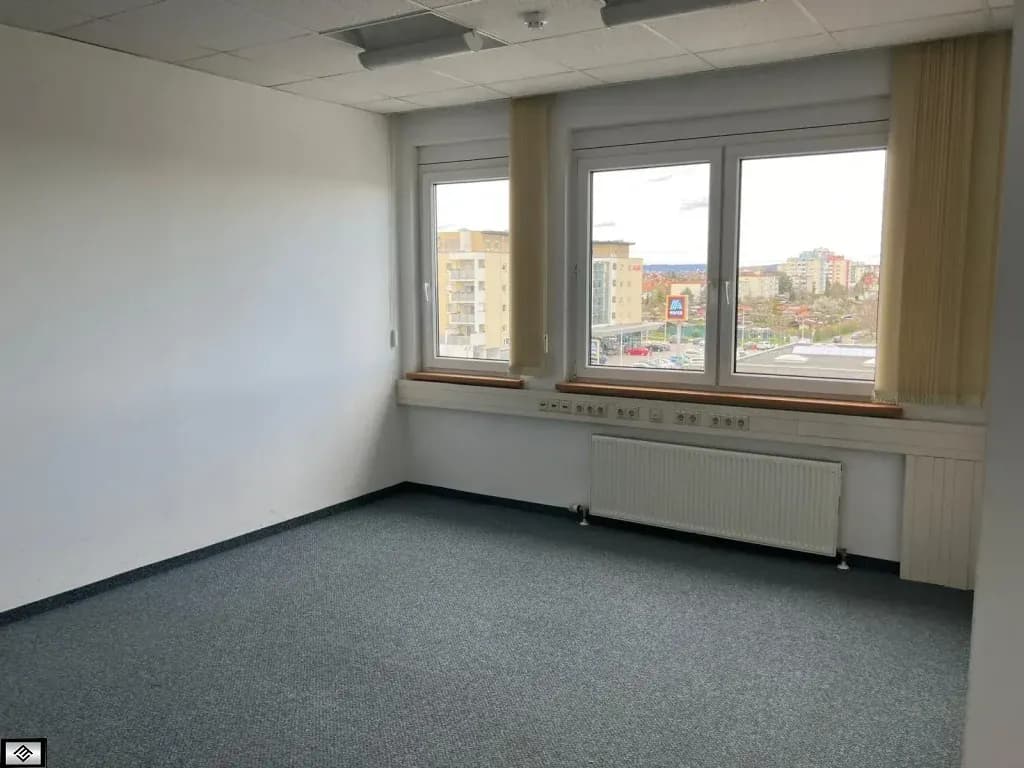 Gewerbeimmobilie mieten in Mödling – 87 m², € 1.102 – Bild 2 von 5