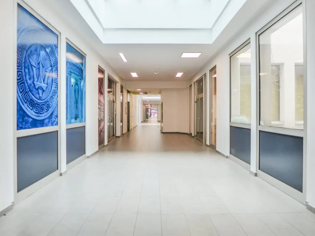Gewerbeimmobilie mieten in Wien – 97 m², € 2.832 – Bild 1 von 2