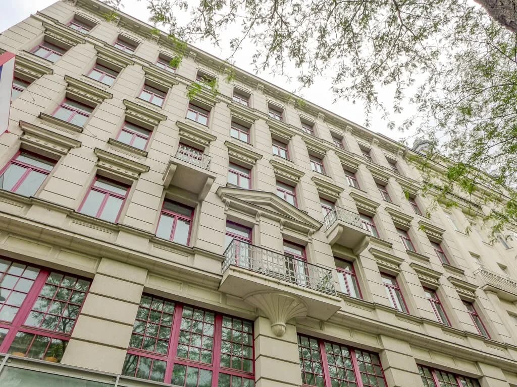 Gewerbeimmobilie mieten in Wien – 97 m², € 2.832 – Bild 2 von 2