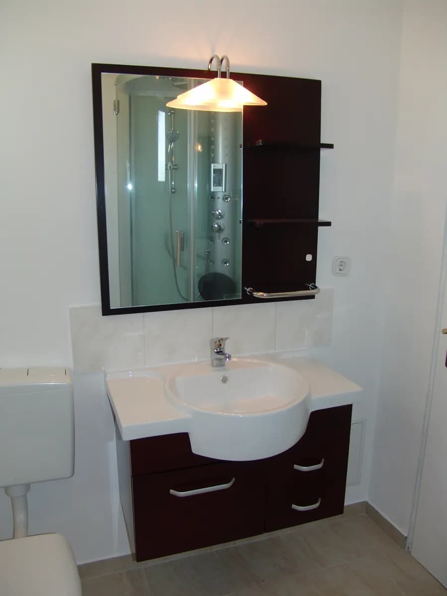 2-Zimmer-Wohnung mieten in Neunkirchen – 51 m², € 700 – Bild 2 von 8