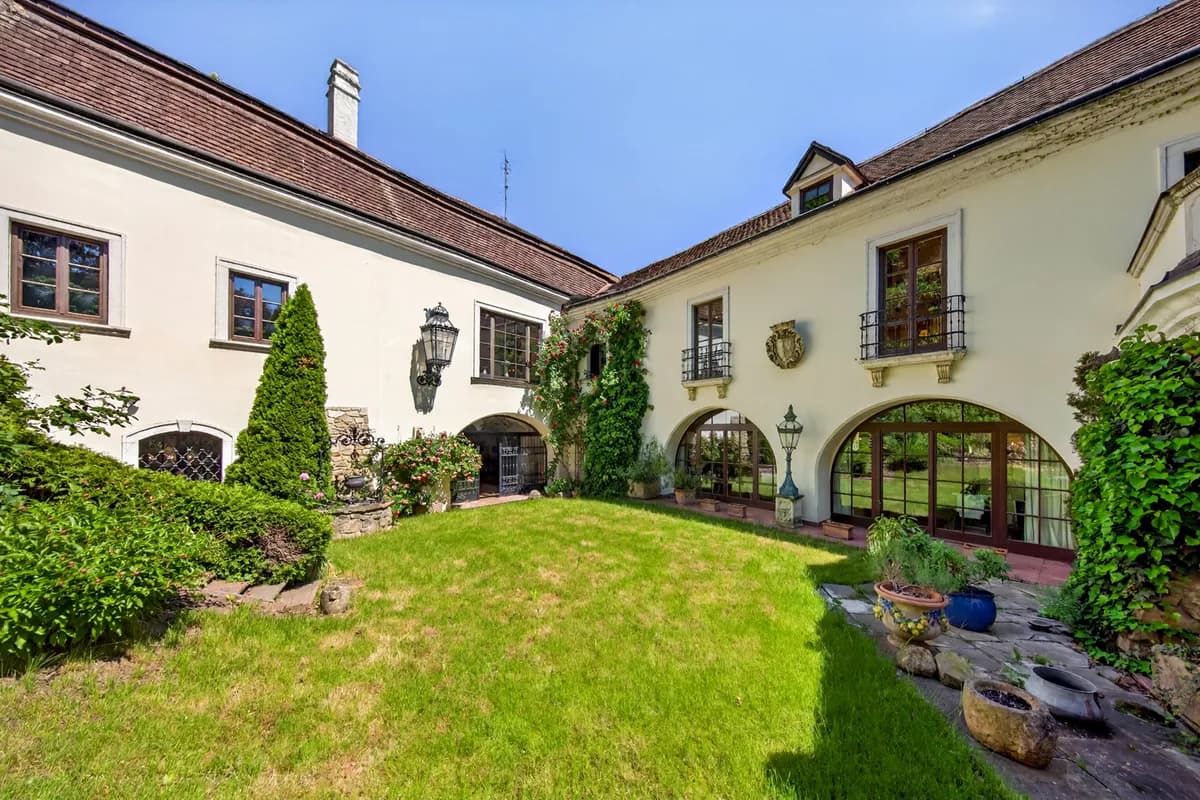 12-Zimmer-Haus kaufen in Tulln – 680 m², € 2.680.000 – Bild 4 von 14