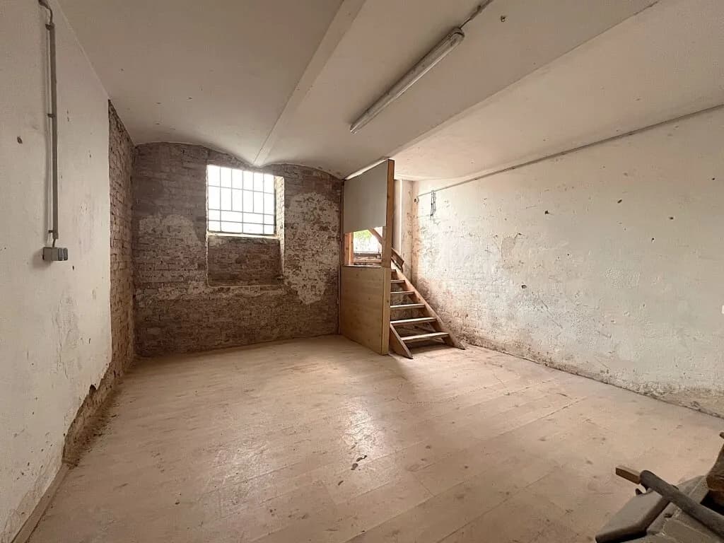 2-Zimmer-Gewerbeimmobilie mieten in Wien – 67 m², € 496 – Bild 1 von 9