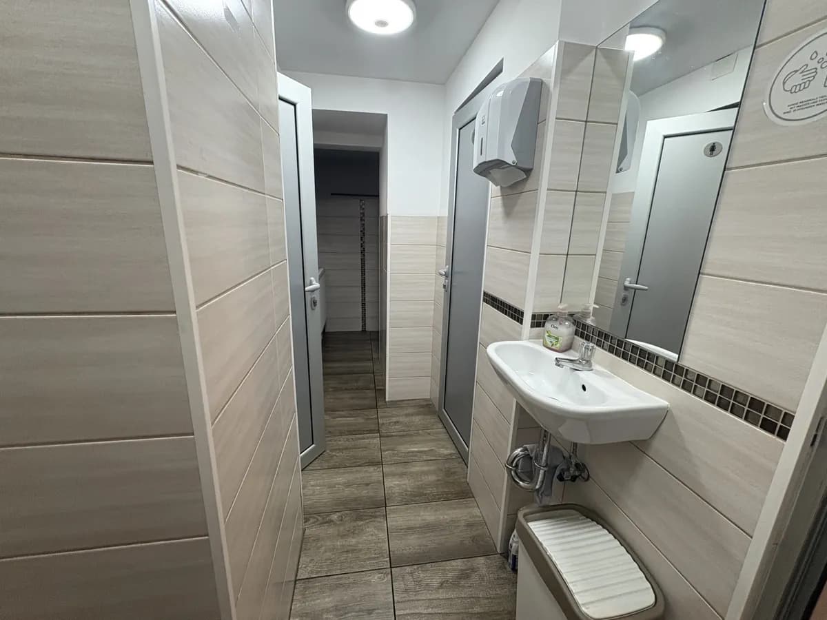 Gewerbeimmobilie mieten in Wien – 110 m², € 1.500 – Bild 25 von 30
