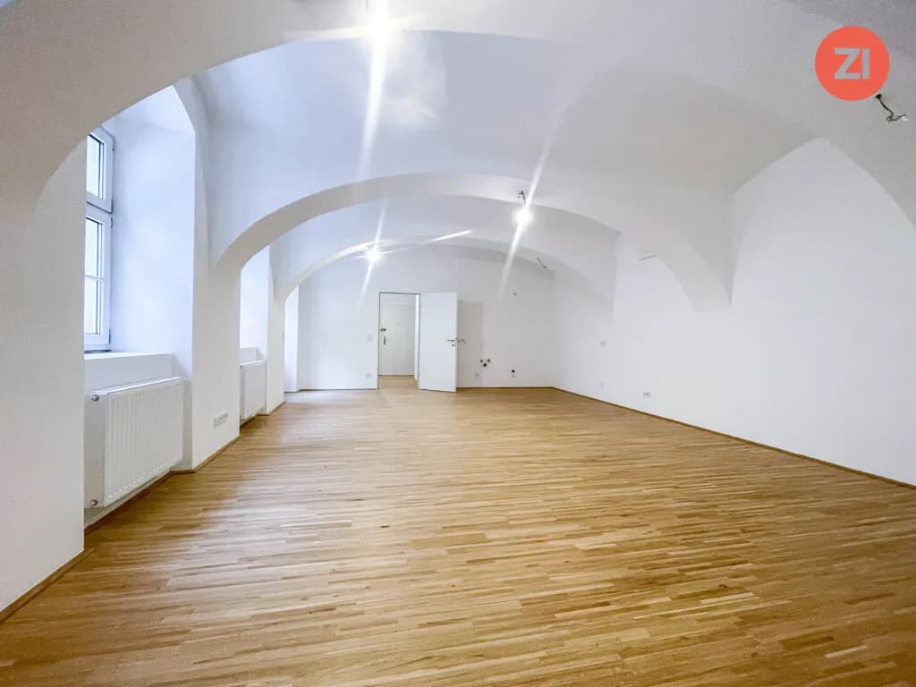 1-Zimmer-Gewerbeimmobilie mieten in Linz – 62 m², € 905 – Bild 1 von 11