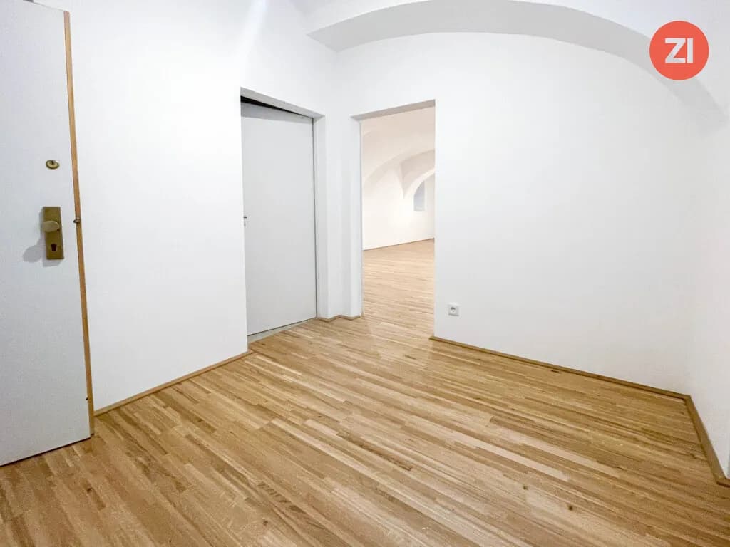 1-Zimmer-Gewerbeimmobilie mieten in Linz – 62 m², € 905 – Bild 6 von 11