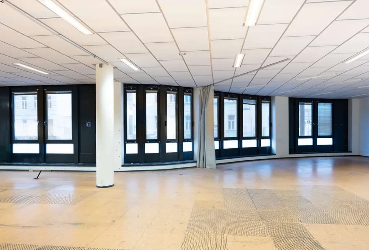 Gewerbeimmobilie mieten in Wien – 1 832 m², € 18 – Bild 4 von 9