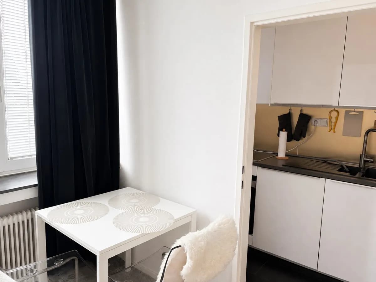1-Zimmer-Wohnung mieten in Salzburg Stadt – 28 m², € 860 – Bild 10 von 18