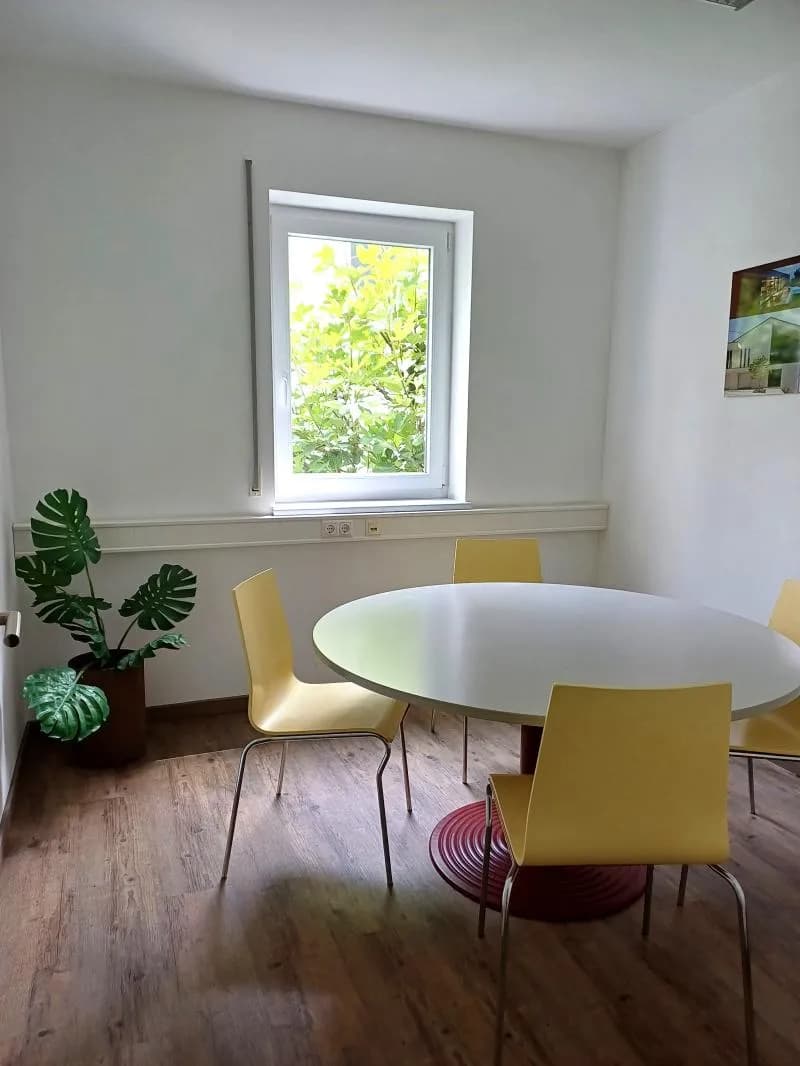 3-Zimmer-Gewerbeimmobilie mieten in Linz – 95 m², € 1.390 – Bild 3 von 4