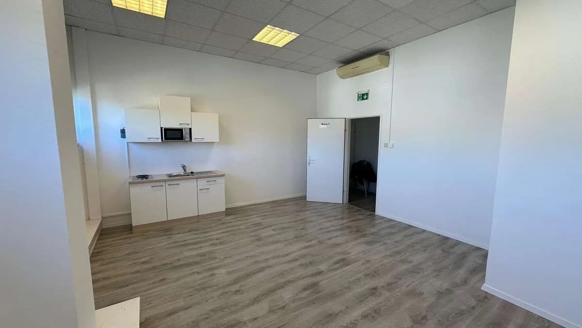 1-Zimmer-Gewerbeimmobilie mieten in Wien – 25 m², € 590 – Bild 2 von 5