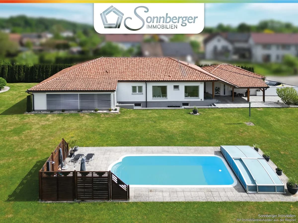 5-Zimmer-Haus kaufen in Linz Land – 217,2 m², € 890.000 – Bild 1 von 8