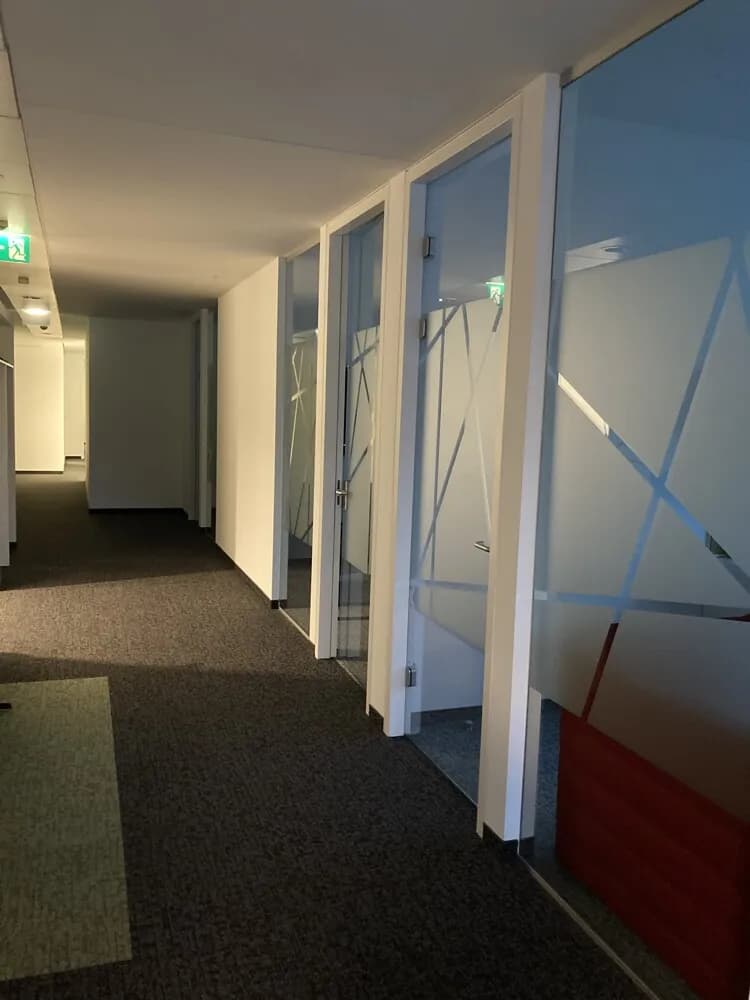 Gewerbeimmobilie mieten in Wien – 1 016 m², € 20 – Bild 2 von 16