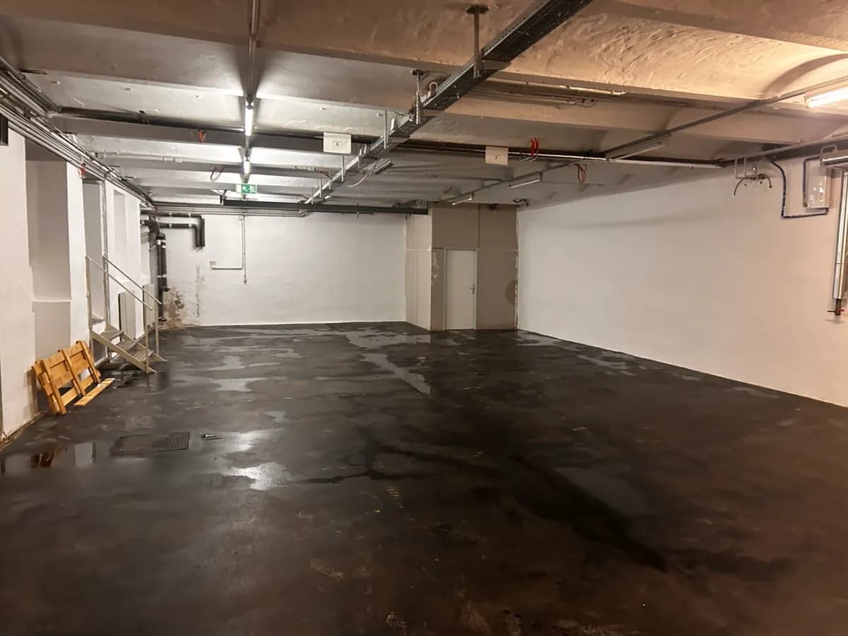 Gewerbeimmobilie mieten in Wien – 150 m², € 16 – Bild 8 von 11