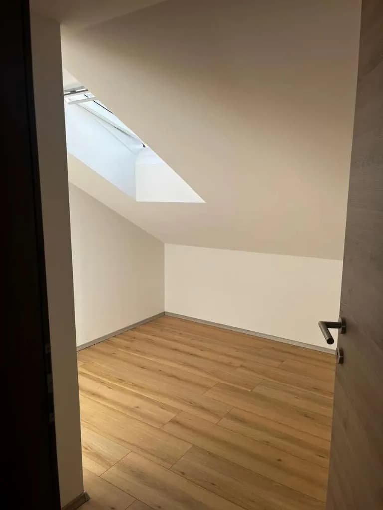 3-Zimmer-Wohnung mieten in Vöcklabruck – 100 m², € 850 – Bild 4 von 8