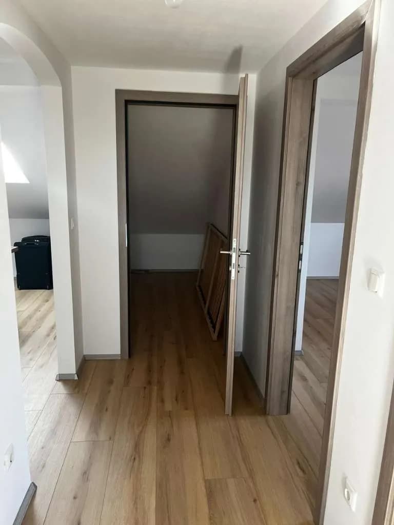 3-Zimmer-Wohnung mieten in Vöcklabruck – 100 m², € 850 – Bild 5 von 8