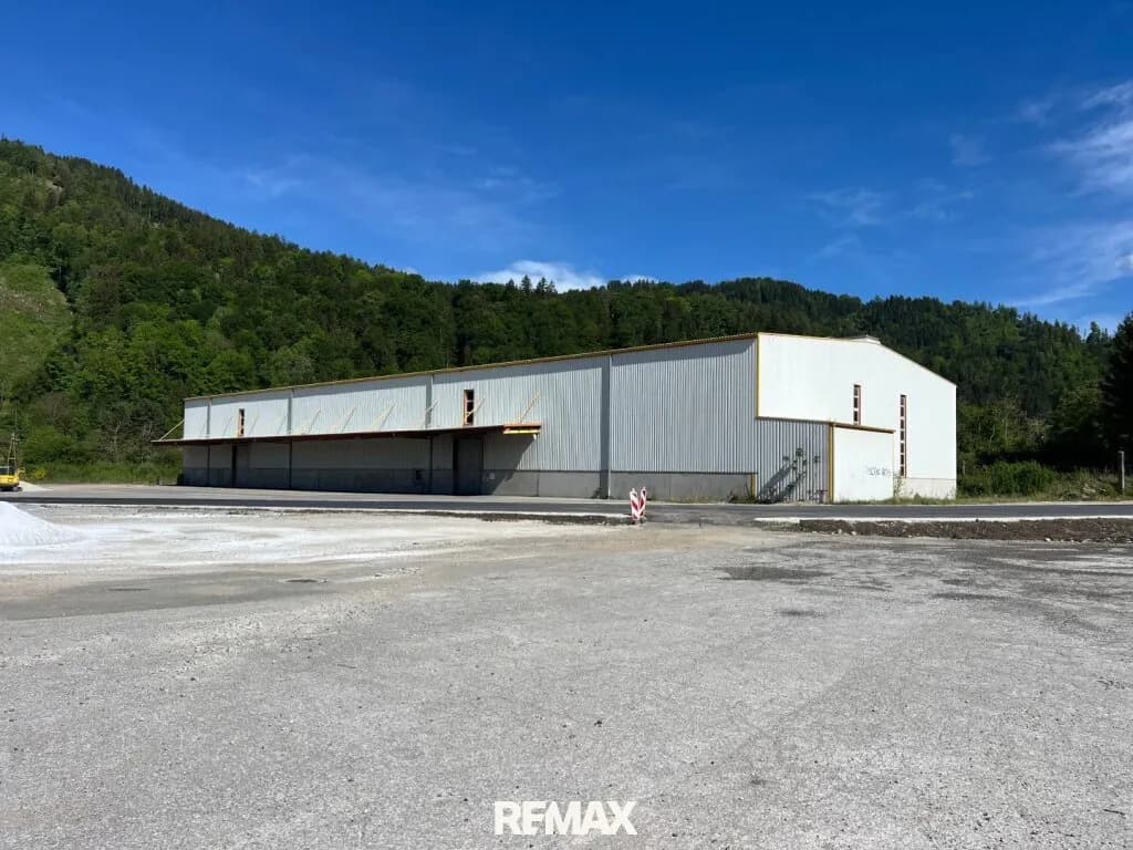 Gewerbeimmobilie kaufen in Graz-Umgebung – 2 670 m², € 1.510.000 – Bild 2 von 16