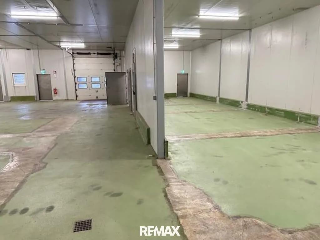 Immobilie kaufen in Bruck-Mürzzuschlag – 2 142 m², € 1.665.000 – Bild 23 von 26