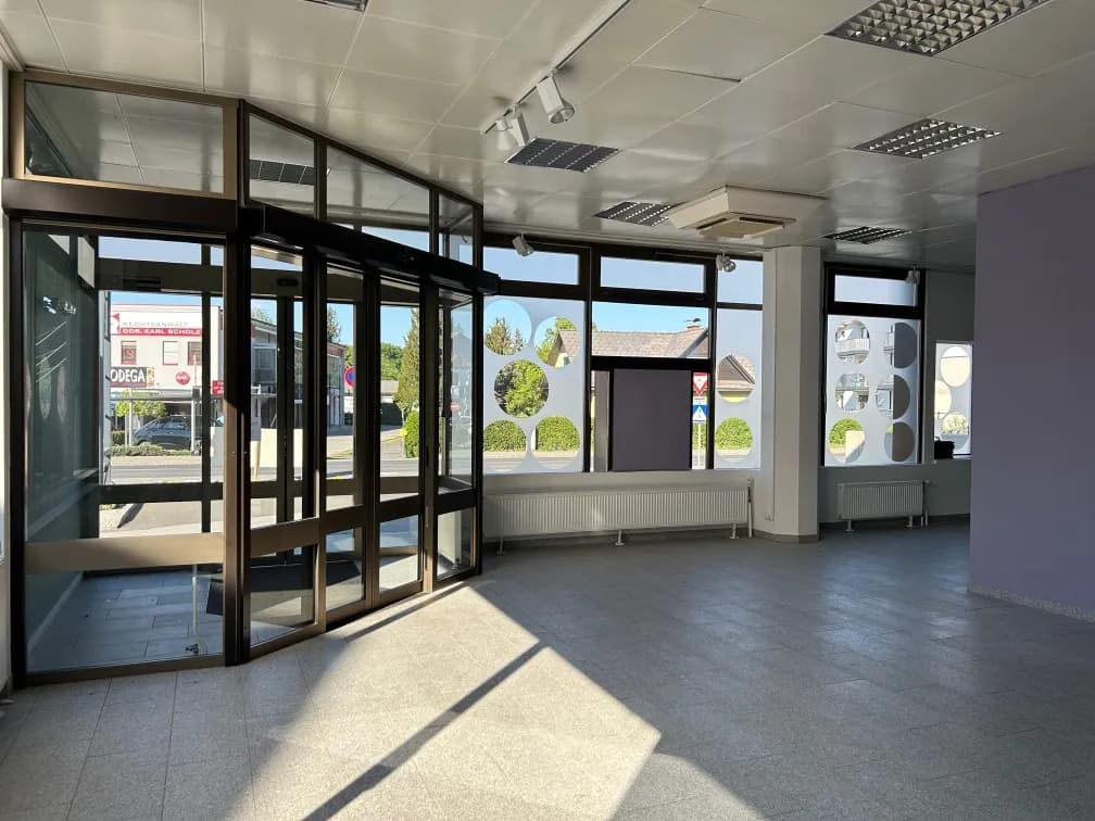 2-Zimmer-Gewerbeimmobilie mieten in Graz-Umgebung – 125 m², € 1.525