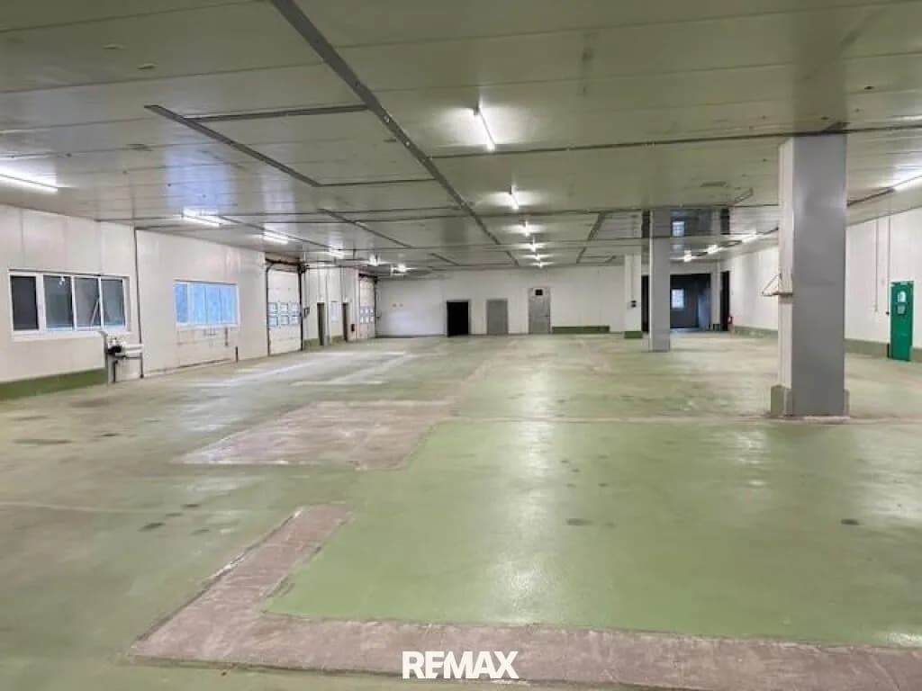 Immobilie mieten in Bruck-Mürzzuschlag – 2 142 m², € 12.000 – Bild 17 von 26