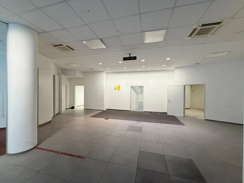 9-Zimmer-Gewerbeimmobilie mieten in Wien – 292 m², € 6.850 – Bild 3 von 13
