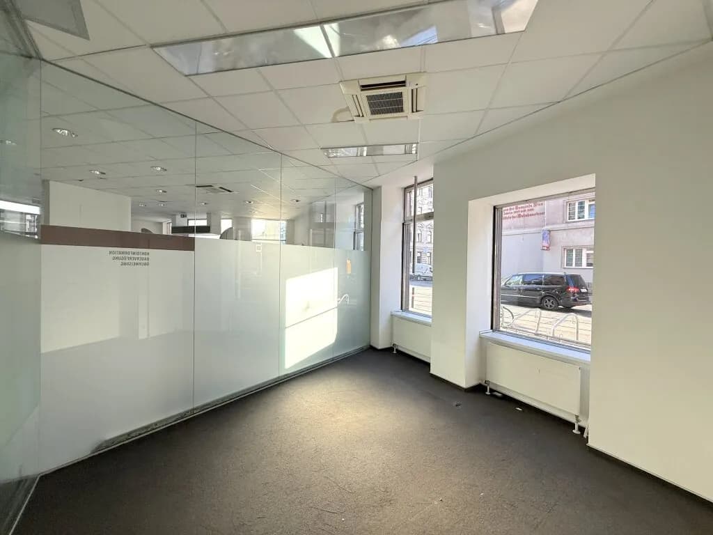 9-Zimmer-Gewerbeimmobilie mieten in Wien – 292 m², € 6.850 – Bild 5 von 13