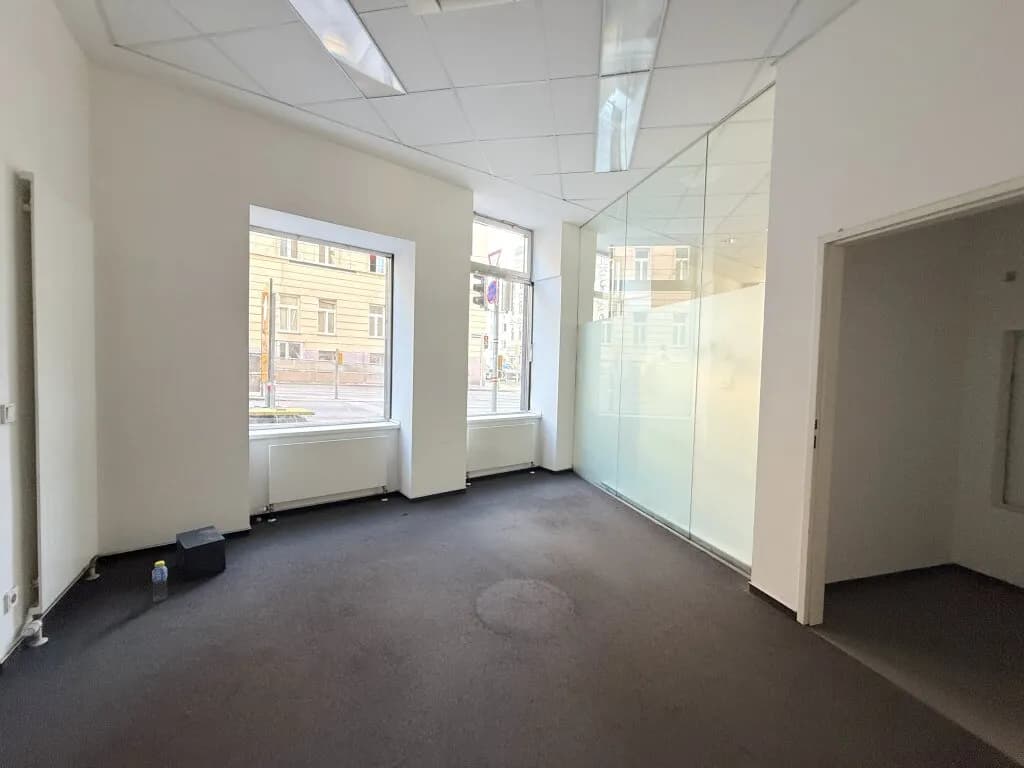9-Zimmer-Gewerbeimmobilie mieten in Wien – 292 m², € 6.850 – Bild 6 von 13
