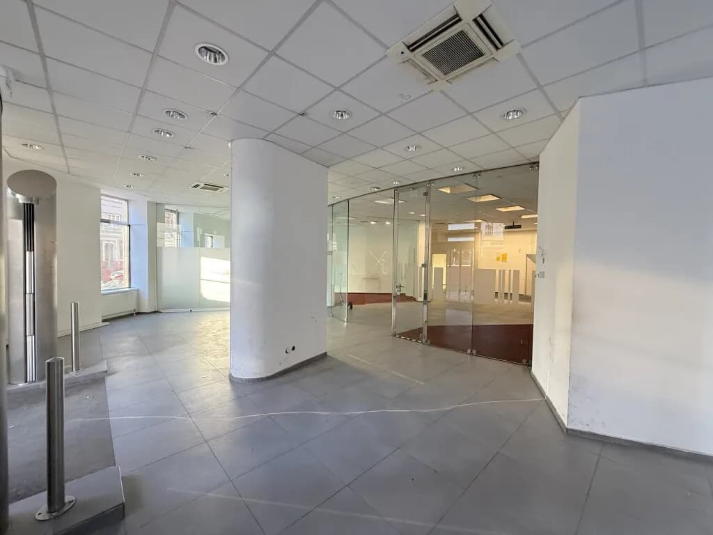 9-Zimmer-Gewerbeimmobilie mieten in Wien – 292 m², € 6.850 – Bild 8 von 13