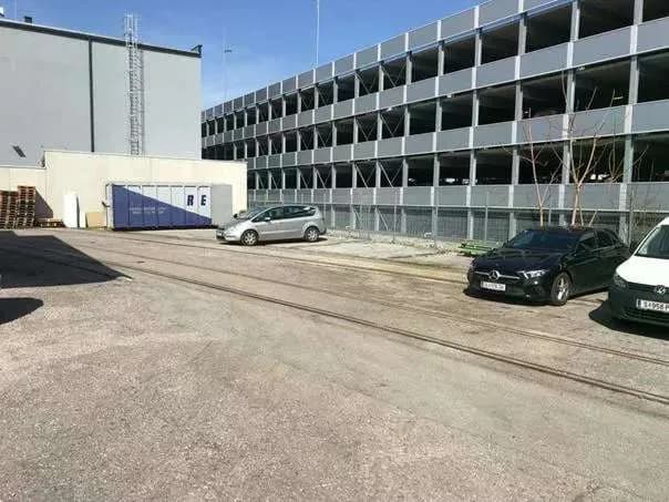2-Zimmer-Gewerbeimmobilie mieten in Salzburg Stadt – 115 m², € 1.300 – Bild 3 von 6