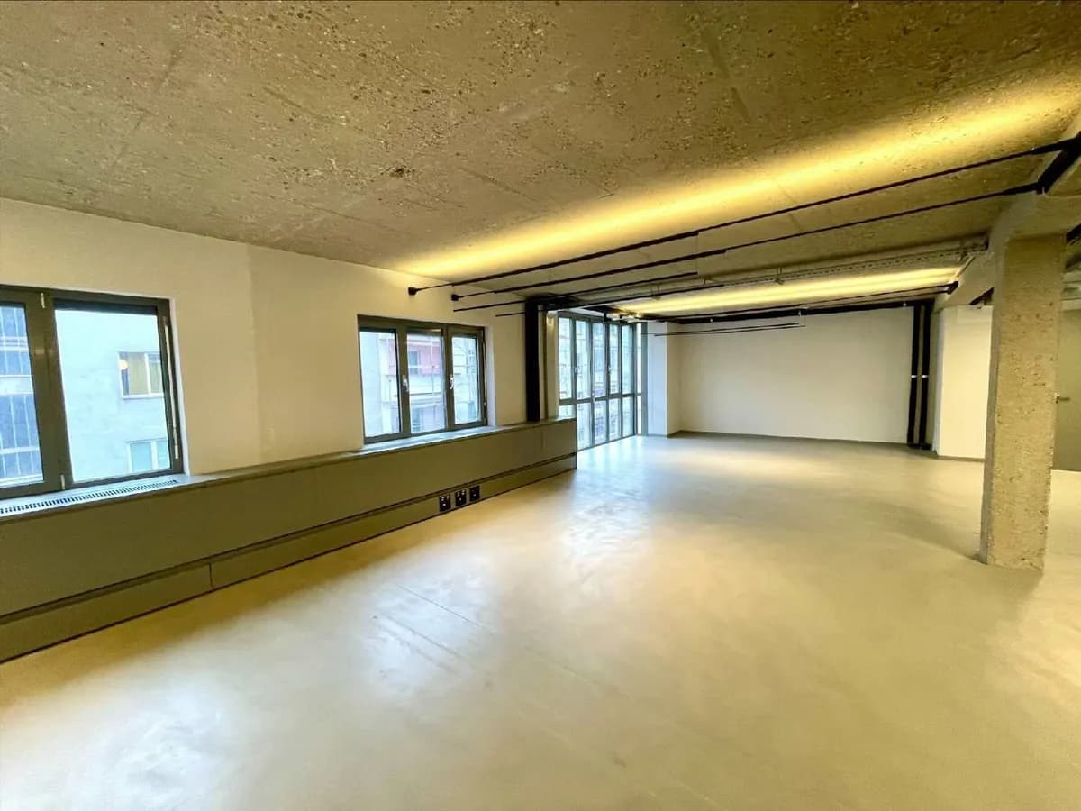 Gewerbeimmobilie mieten in Wien – 337 m², € 6.531 – Bild 13 von 18