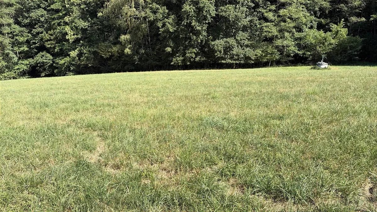 Grundstück kaufen in Sankt Pölten Land – 55 094 m², € 825.000 – Bild 3 von 3