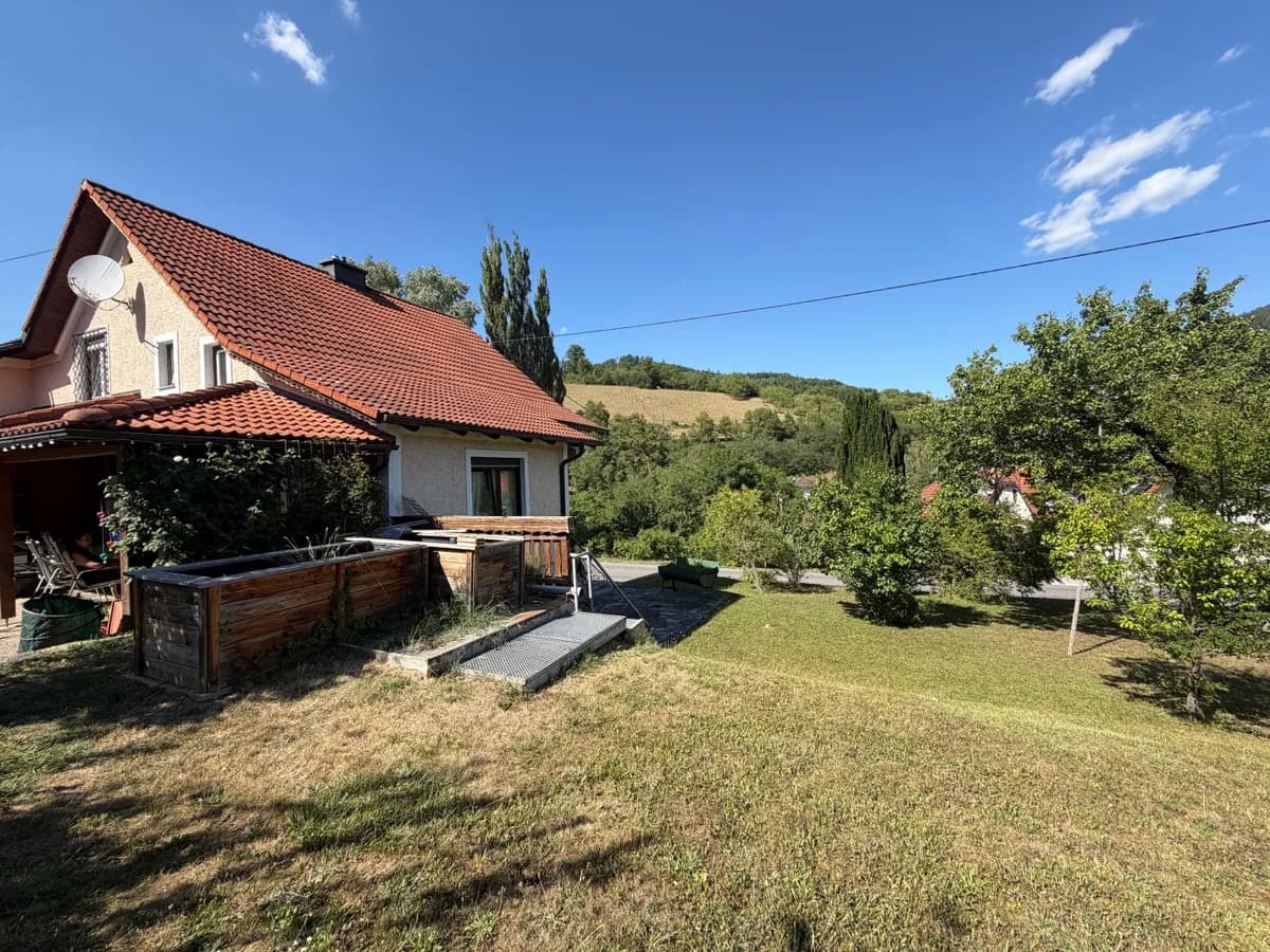 6-Zimmer-Haus kaufen in Krems Land – 240 m², € 699.000 – Bild 2 von 25