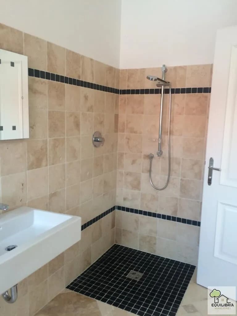 5-Zimmer-Haus mieten in Tulln – 250 m², € 4.901 – Bild 14 von 19