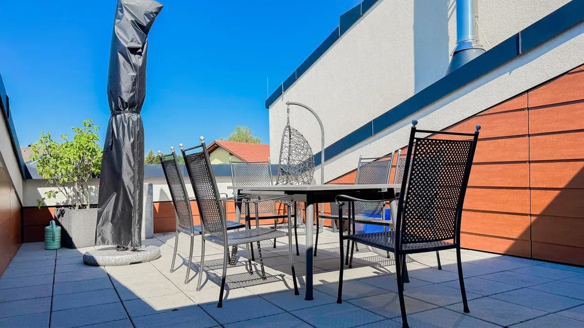 4-Zimmer-Haus mieten in Vöcklabruck – 118 m², € 2.450 – Bild 2 von 19