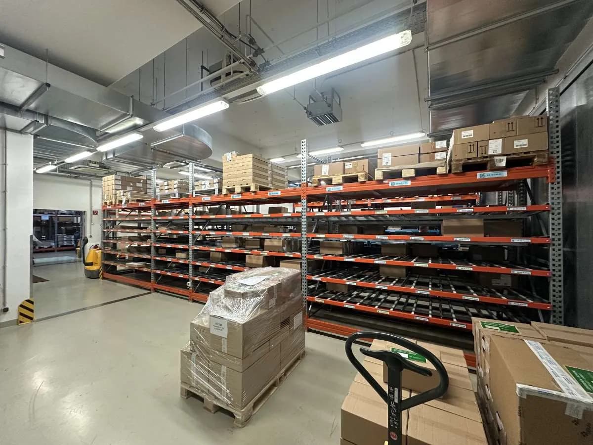 Gewerbeimmobilie mieten in Wien – 576 m², € 5.328 – Bild 7 von 8