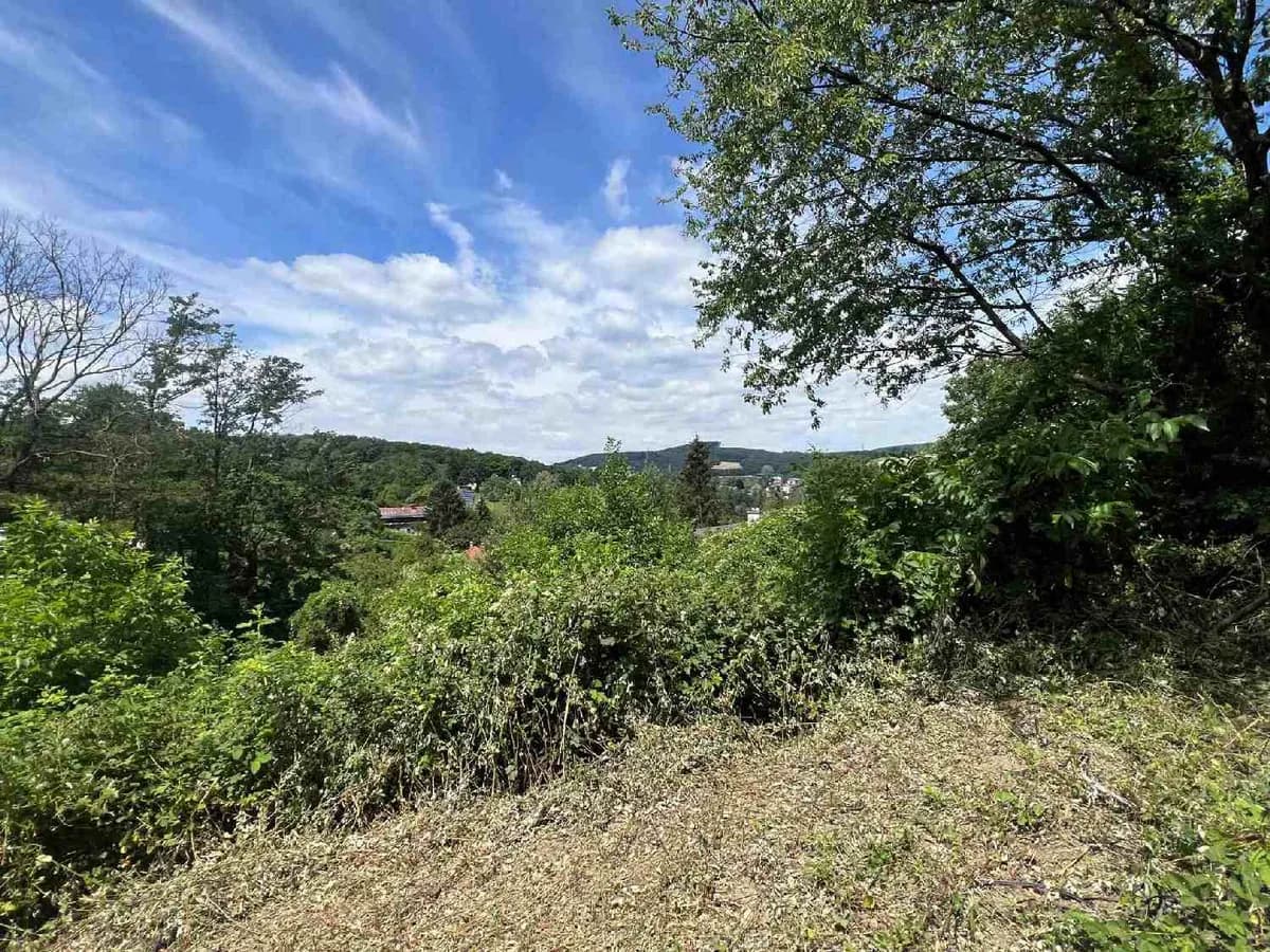 Grundstück kaufen in Tulln – 3 142 m², € 750.000