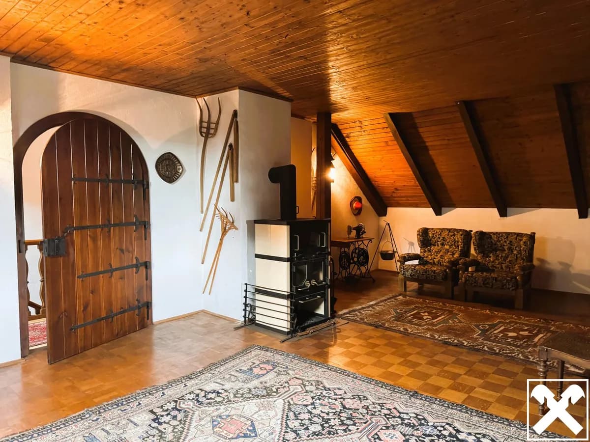8-Zimmer-Haus kaufen in Rohrbach – 278 m², € 199.000 – Bild 8 von 30