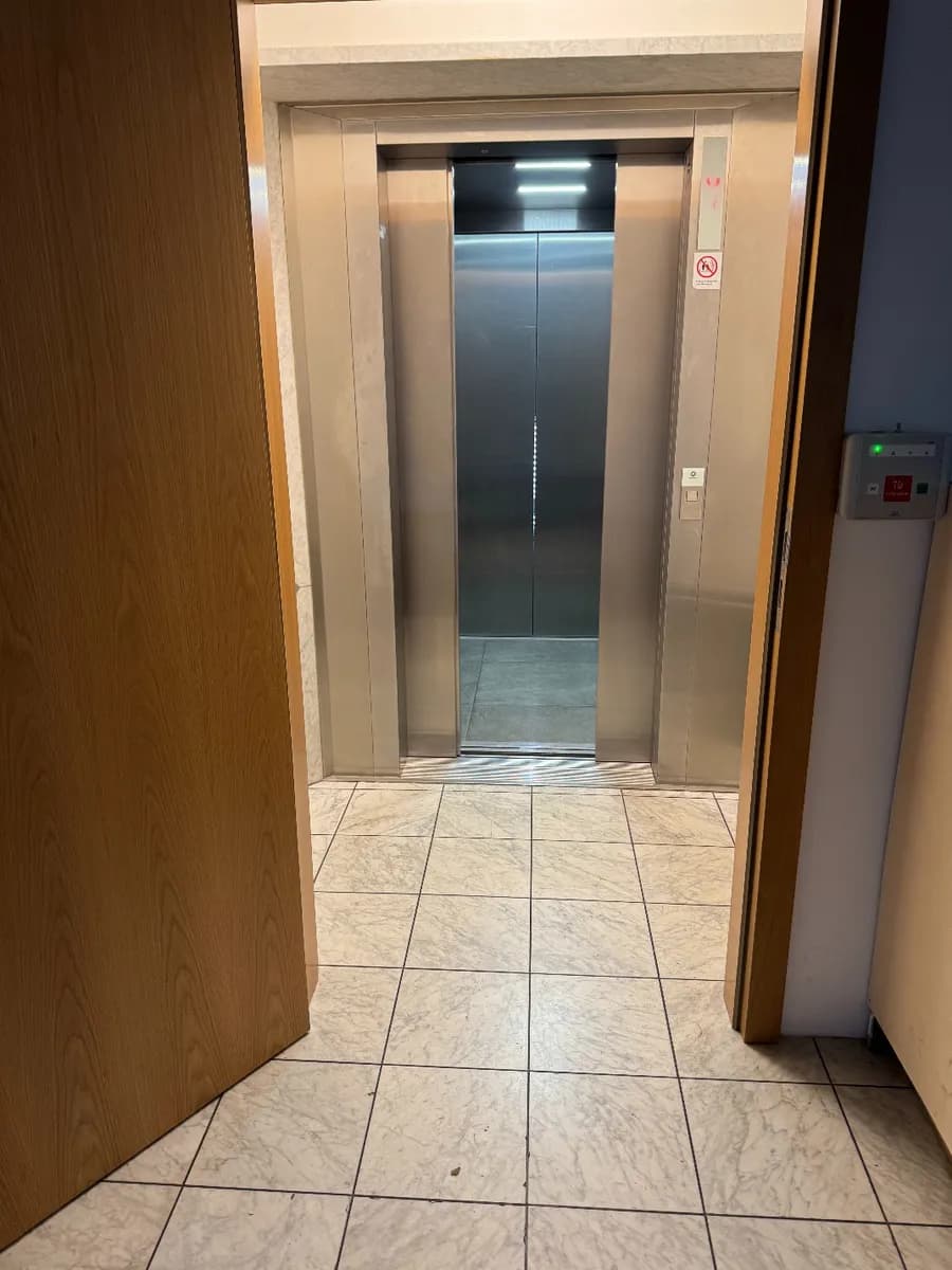 15-Zimmer-Gewerbeimmobilie mieten in Graz – 452 m², € 11 – Bild 7 von 26