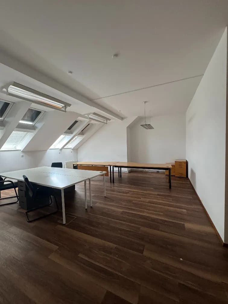 15-Zimmer-Gewerbeimmobilie mieten in Graz – 452 m², € 11 – Bild 15 von 26