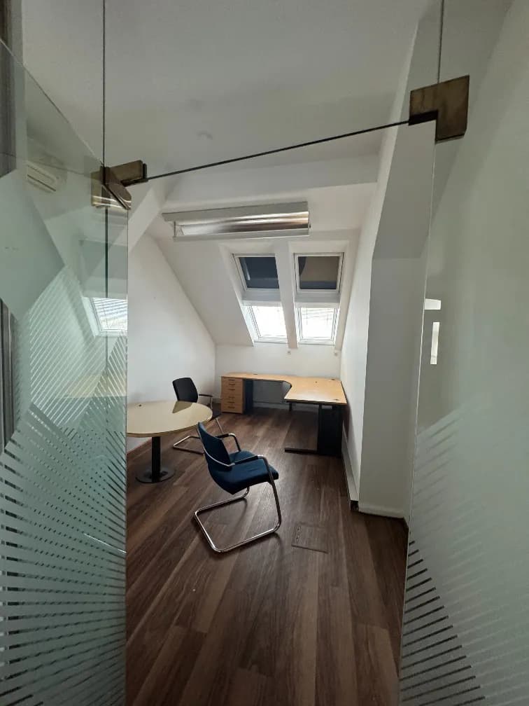 15-Zimmer-Gewerbeimmobilie mieten in Graz – 452 m², € 11 – Bild 16 von 26