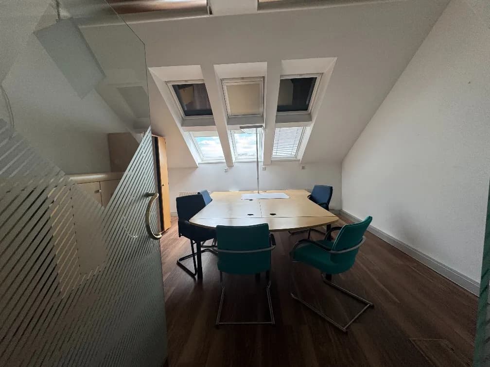 15-Zimmer-Gewerbeimmobilie mieten in Graz – 452 m², € 11 – Bild 18 von 26