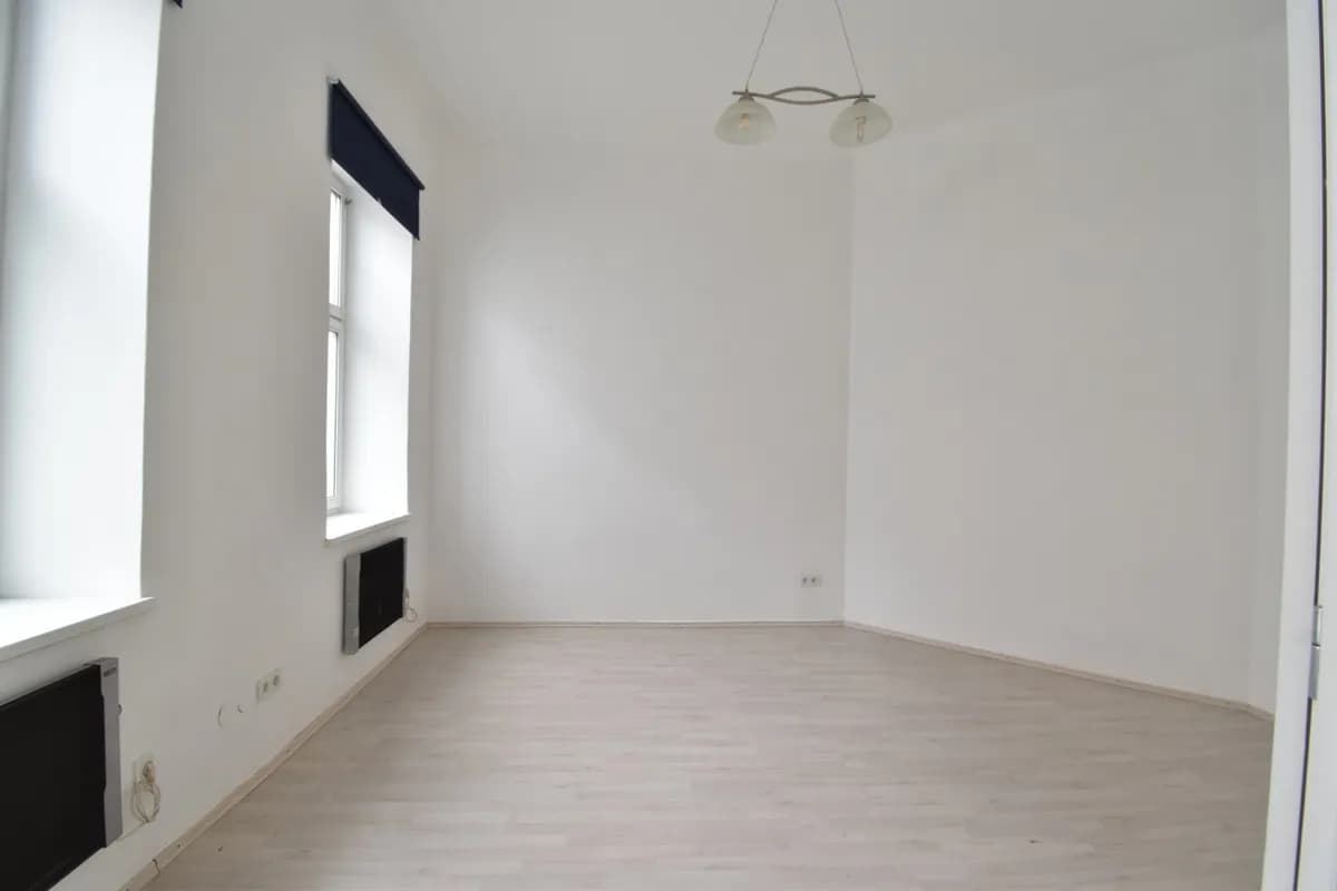 Gewerbeimmobilie mieten in Wien – 300 m², € 2.500 – Bild 3 von 4