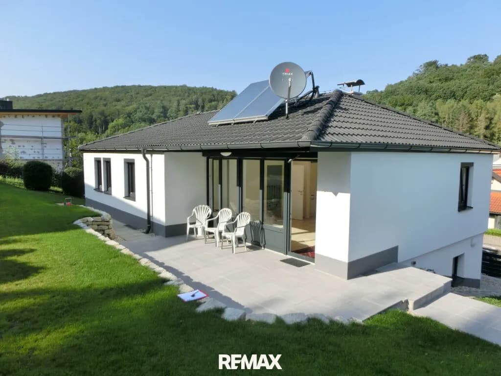 6-Zimmer-Haus mieten in Tulln – 130 m², € 2.480