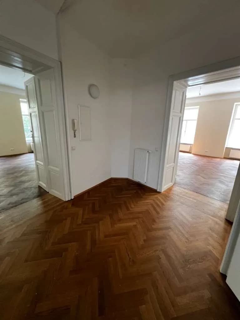 7-Zimmer-Gewerbeimmobilie mieten in Graz – 172 m², € 2.590 – Bild 1 von 20