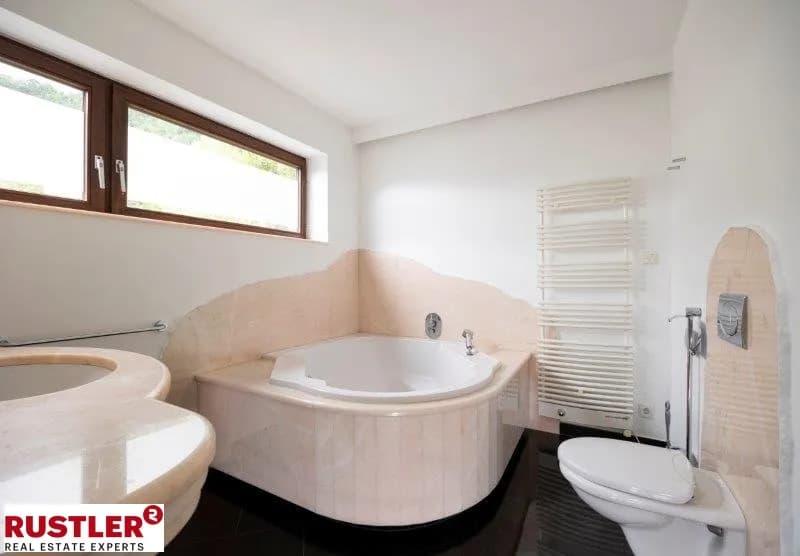 6-Zimmer-Wohnung kaufen in Innsbruck – 242,5 m², € 1.655.000 – Bild 13 von 19