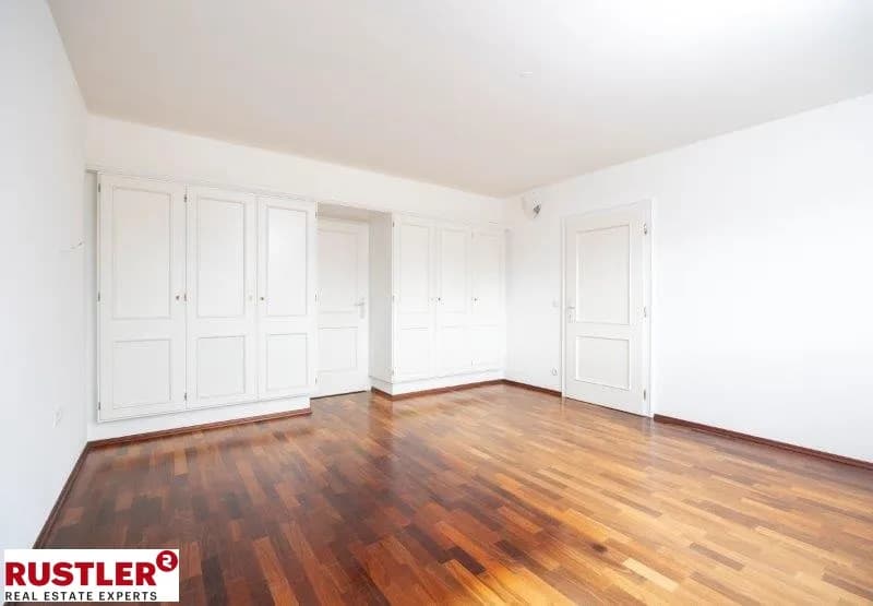 6-Zimmer-Wohnung kaufen in Innsbruck – 242,5 m², € 1.655.000 – Bild 14 von 19