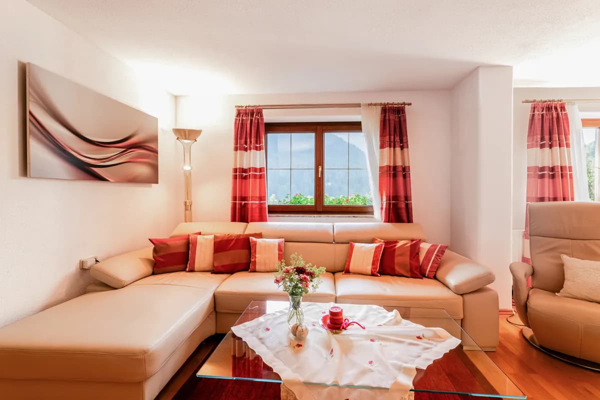 4-Zimmer-Haus kaufen in Kitzbühel – 150 m², € 1.390.000 – Bild 8 von 14