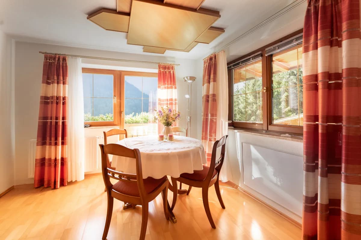 4-Zimmer-Haus kaufen in Kitzbühel – 150 m², € 1.390.000 – Bild 10 von 14