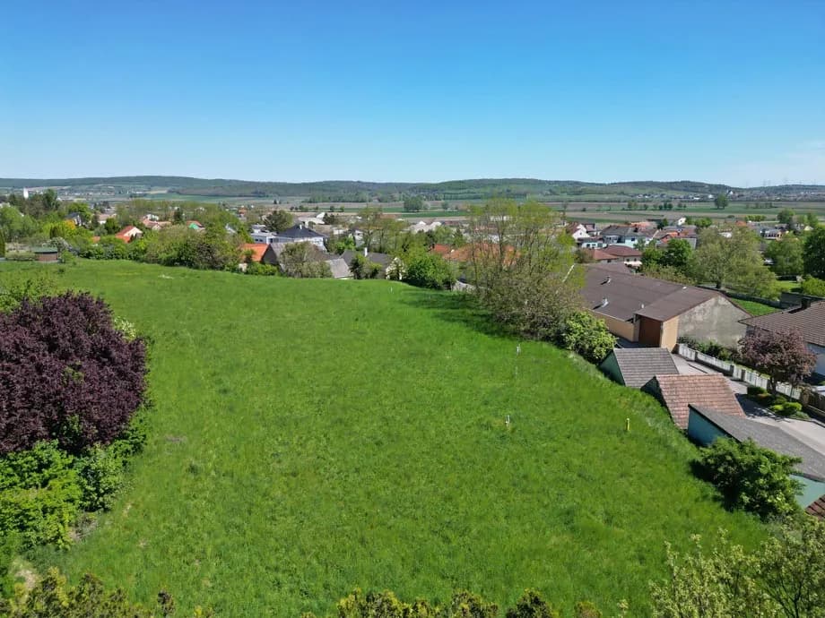 Grundstück kaufen in Korneuburg – 5 826 m², € 1.500.000