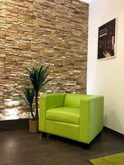 5-Zimmer-Gewerbeimmobilie mieten in Bruck an der Leitha – 160 m², € 2.200 – Bild 7 von 8