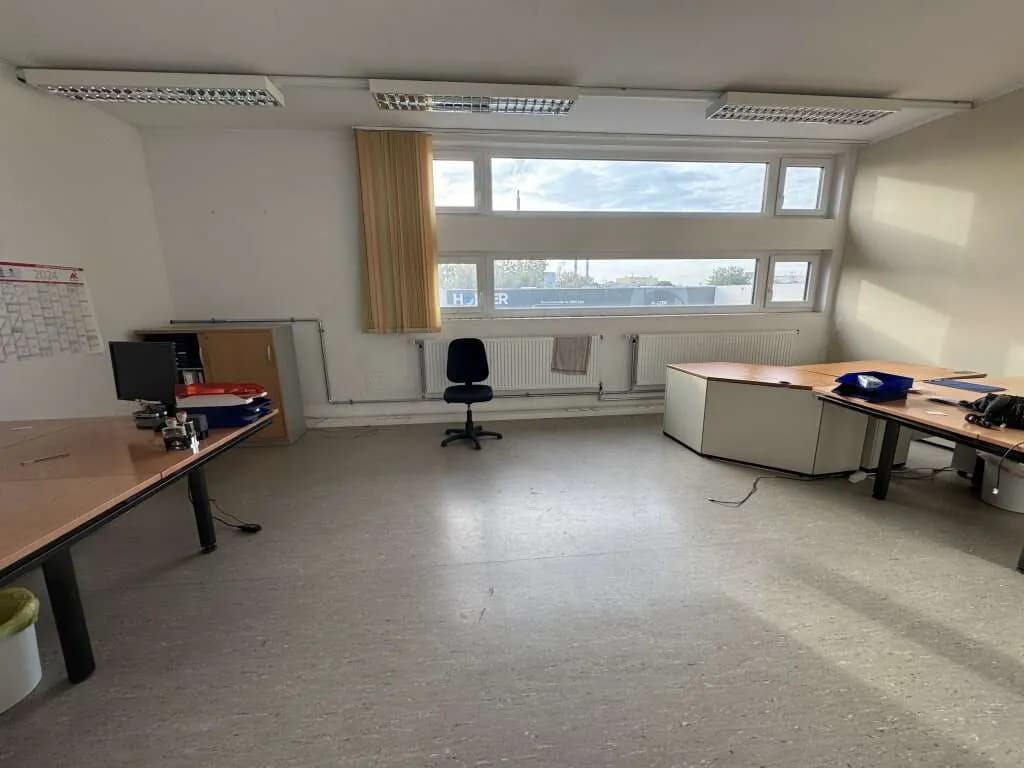 Gewerbeimmobilie mieten in Linz – 1 820 m², € 17.530 – Bild 10 von 11