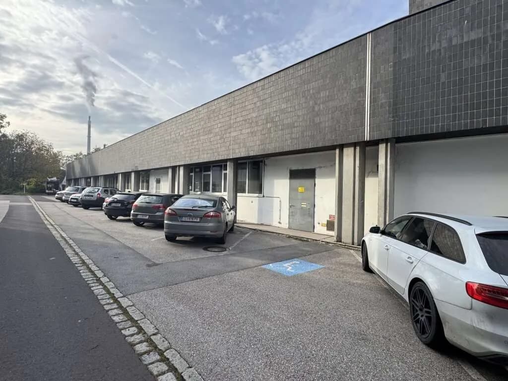 Gewerbeimmobilie mieten in Linz – 1 820 m², € 17.530 – Bild 11 von 11